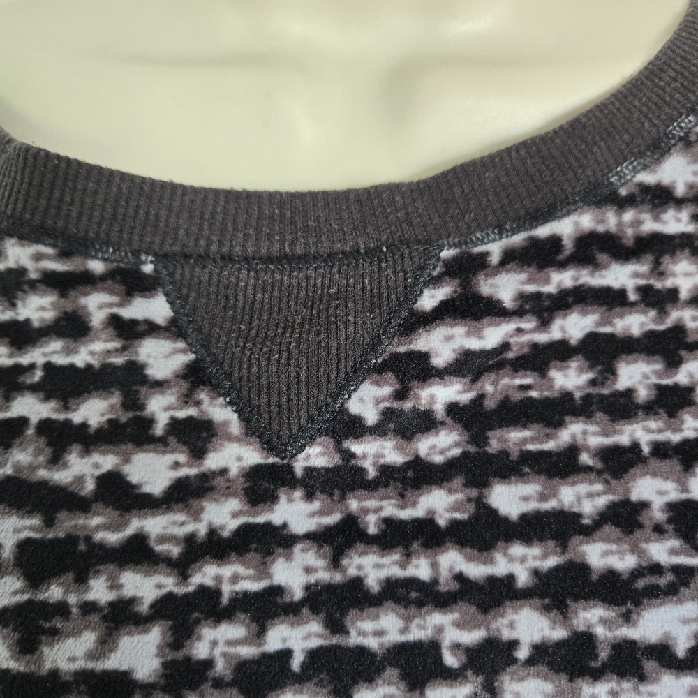 1109 Secret Treasures Black and White Pajama Set - Picture 2 of 10